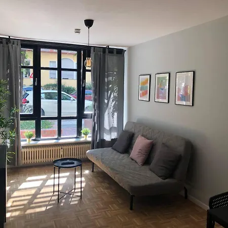 Duesseldorfer Str. 31A Apartment